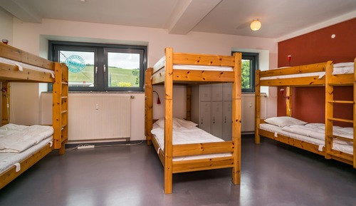 1 Bed in 10-Bed mixed Dormitory Room, shared bathroom