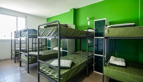 Shared Dormitory, Mixed Dorm, Private Bathroom (1 bed in a 14 beds dorm)