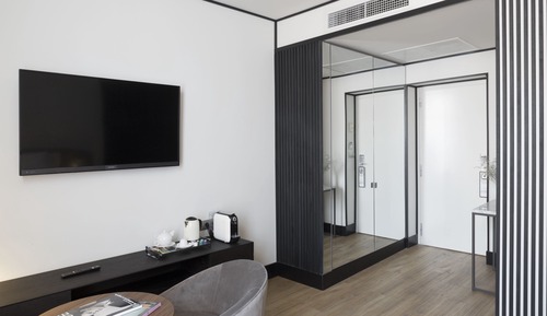 Superior Double Room, City View
