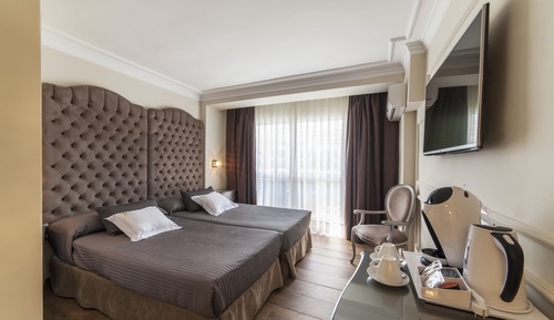 Standard Double or Twin Room, Balcony, City View