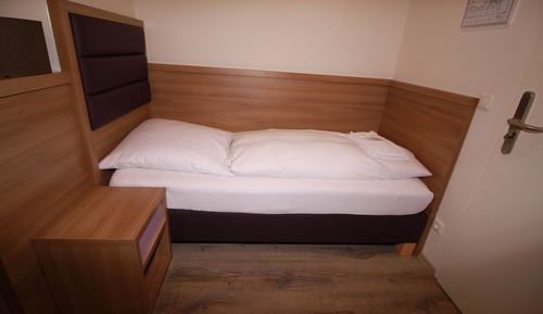 Single Room, Shared Bathroom