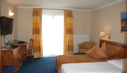 Comfort Room with Balcony