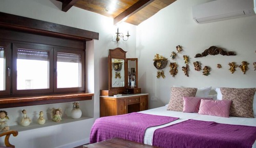 CASA COMPLETA LAS PARRAS