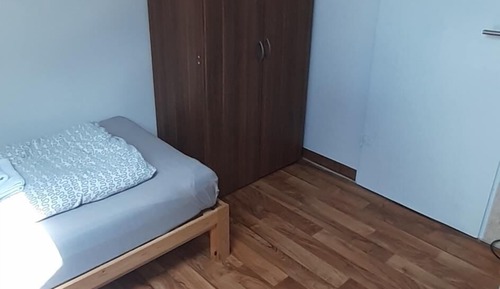 Twin Room (#409)