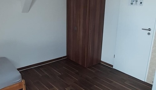 Twin Room (#406)