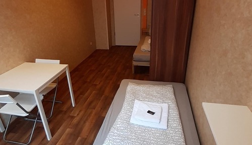 Twin Room (#122)