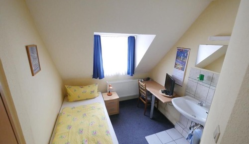 Classic Single Room