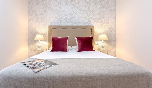 Apartment (2 Bedrooms)