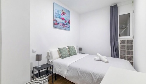 Basic Double Room, 1 Double Bed, Non Smoking, Shared Bathroom