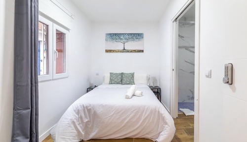 Standard Double Room, 1 Double Bed, Non Smoking, Private Bathroom