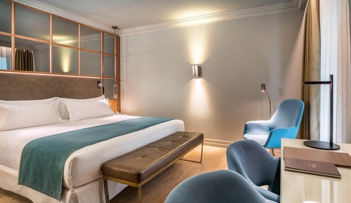 Tranquility Deluxe Room 