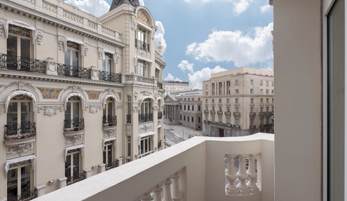 Cortes Suite