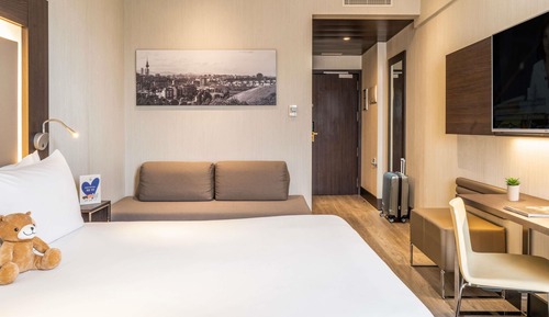 Standard Twin Room with Sofa