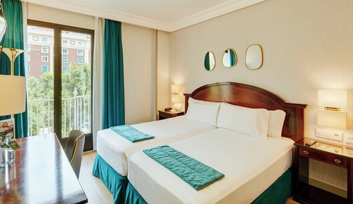 Classic Twin Room (Exterior)