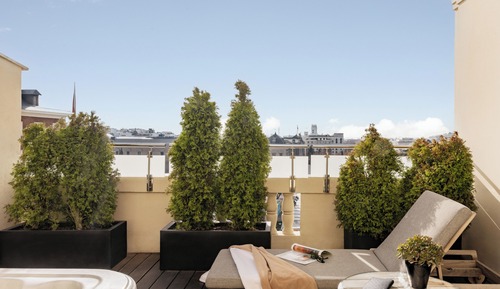 Suite, 2 Bedrooms (Red Level Master | 4+2)