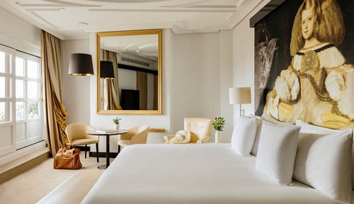 Margarita Presidential Suite Red Level