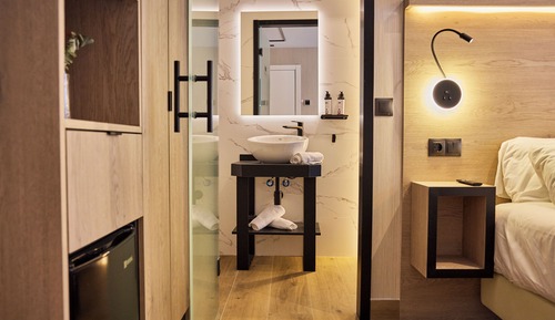 Deluxe Studio Suite, Courtyard View, Courtyard Area