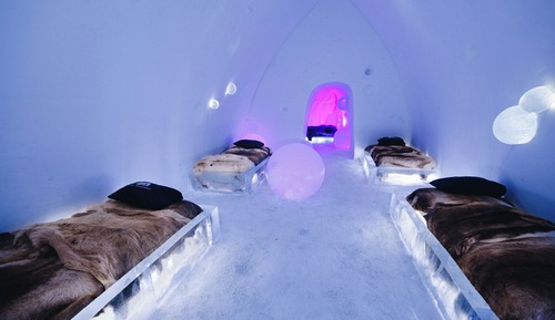 SnowHotel Family Suite (cold room)