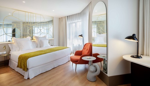 Premium Room
