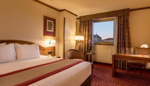Premium Twin Room