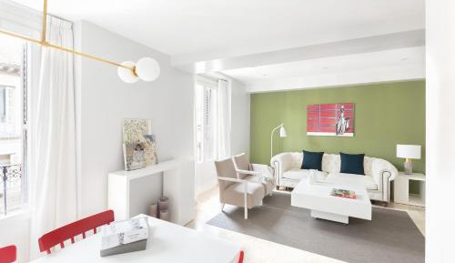Two-Bedroom Apartment (5 Adults)