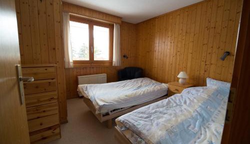 Chalet West
