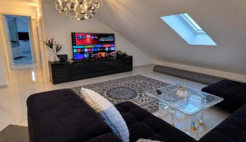 Superior One-Bedroom Apartment