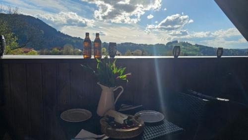 Apartment with Mountain View