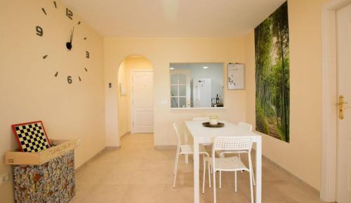 One-Bedroom Apartment - Oceanfront