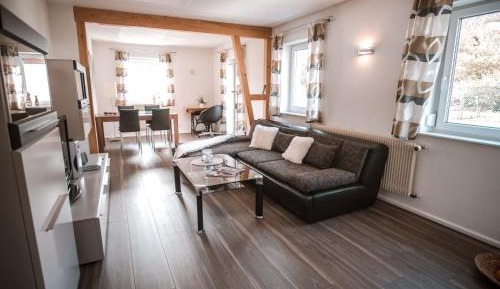 One-Bedroom Apartment with Garden View