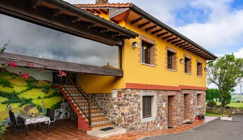 Two-Bedroom Deluxe Apartment with Garden View