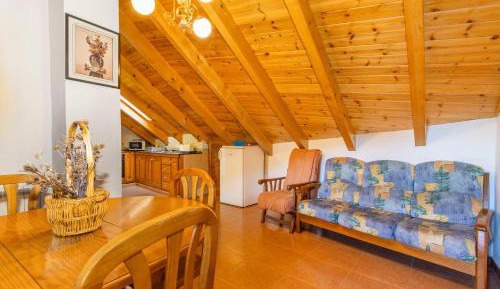 Two-Bedroom Deluxe Apartment with Garden View