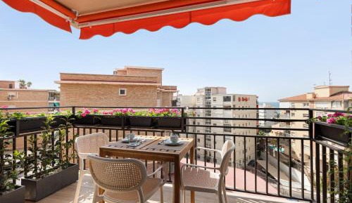 Three-Bedroom Premium Apartment with Balcony