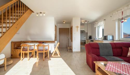 Two-Bedroom Deluxe Apartment with Balcony