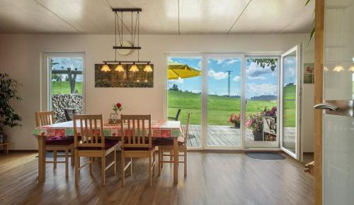Two-Bedroom Deluxe Apartment with Garden View