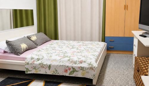 Double Room with Shared Bathroom