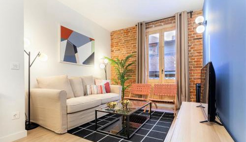 Three-Bedroom Apartment XIII