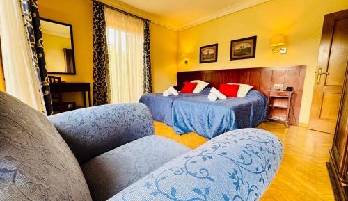 Junior Suite with Balcony