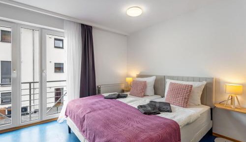 Superior One-Bedroom Apartment