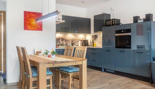 Two-Bedroom Deluxe Apartment with Garden View