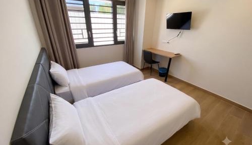 Twin Room with Private Bathroom