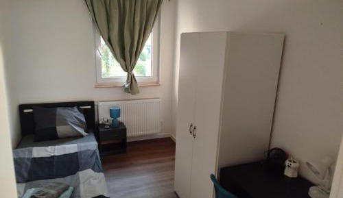 Three-Bedroom Deluxe Apartment