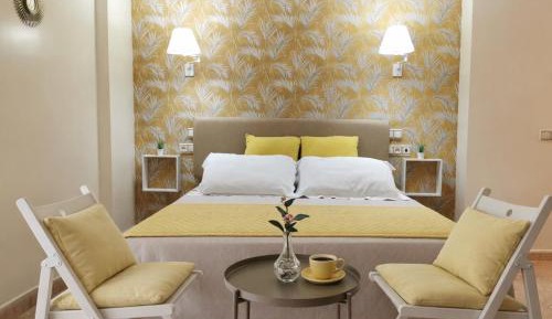 Triple Room with Private Bathroom