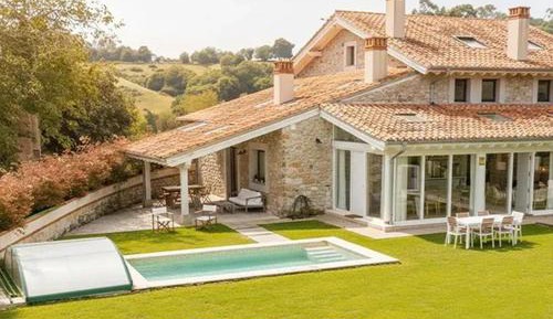 Six-Bedroom House
