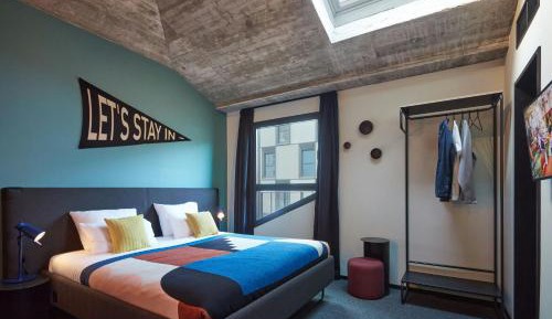 Standard King Room