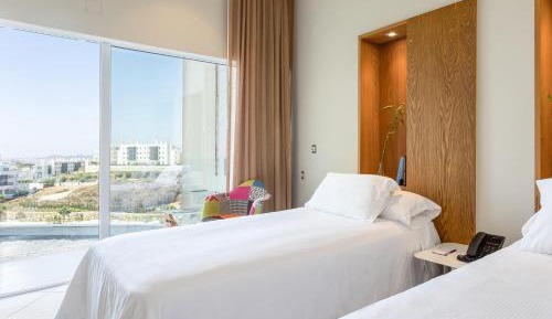 Twin Room - Mobility Access