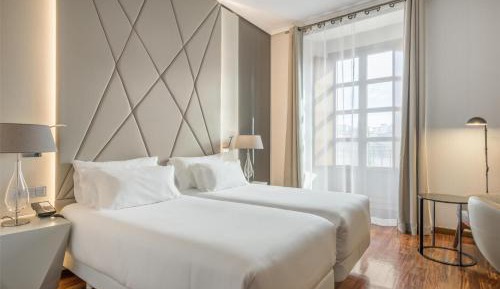 Superior Room with View