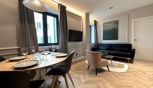 Two-Bedroom Deluxe Apartment