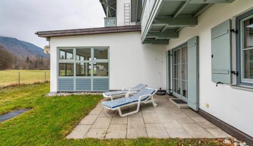 Superior One-Bedroom Apartment with Balcony