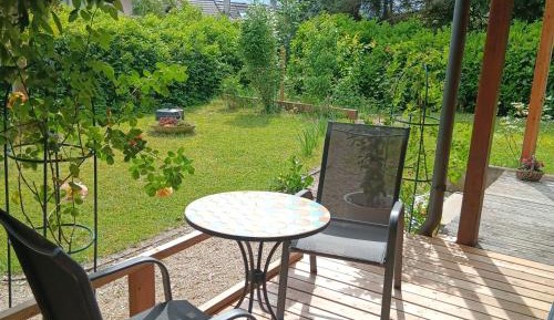 Apartment with Garden View